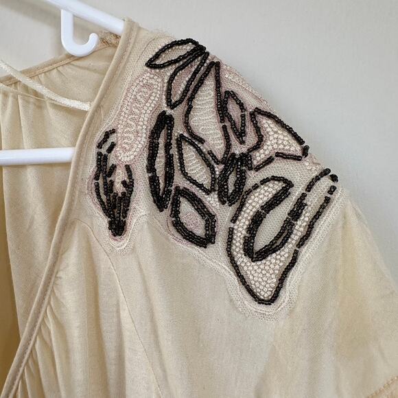 Free People Beaded Embellished Shoulder Oversized Top Scoop Neck SMALL - Picture 4 of 12